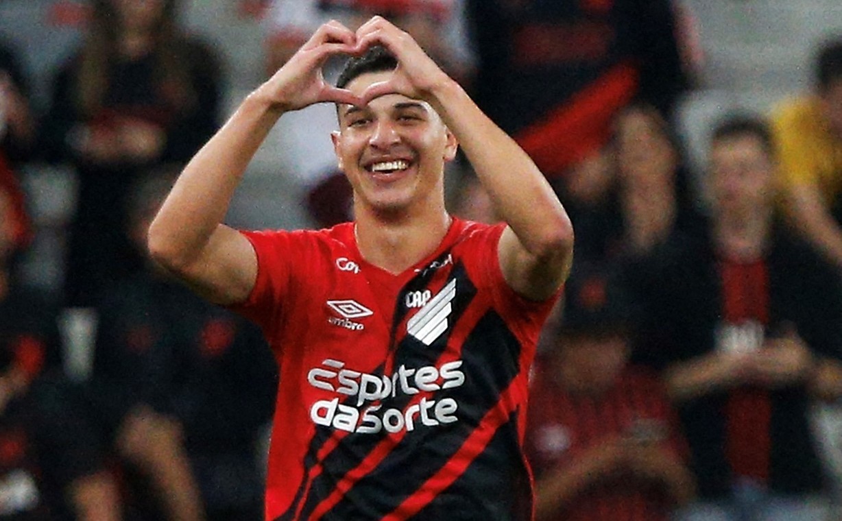 River apunta a Lucas Esquivel como reemplazo de Enzo Díaz