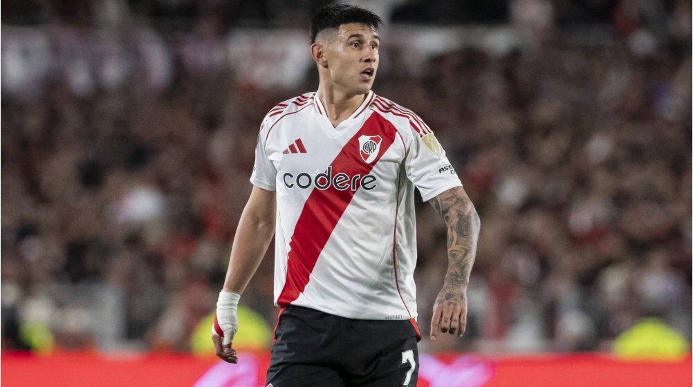 Bareiro dejó River y fue presentado en Fortaleza