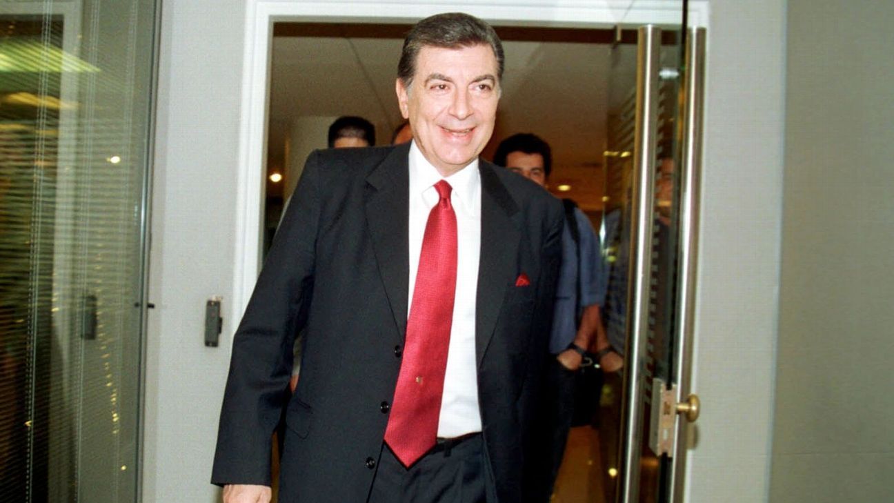 El presidente campeón del mundo, Hugo Santilli, apoyó a Di Carlo: “Tiene sangre pura riverplatense”