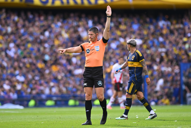 Ramírez justificó su decisión en el Superclásico y explicó la jugada del gol de Boca 