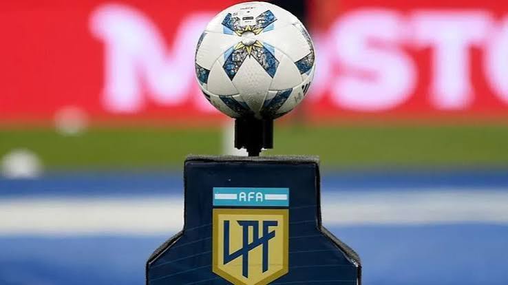 Fútbol del lunes 19 de octubre: todos los partidos, horarios y dónde verlos